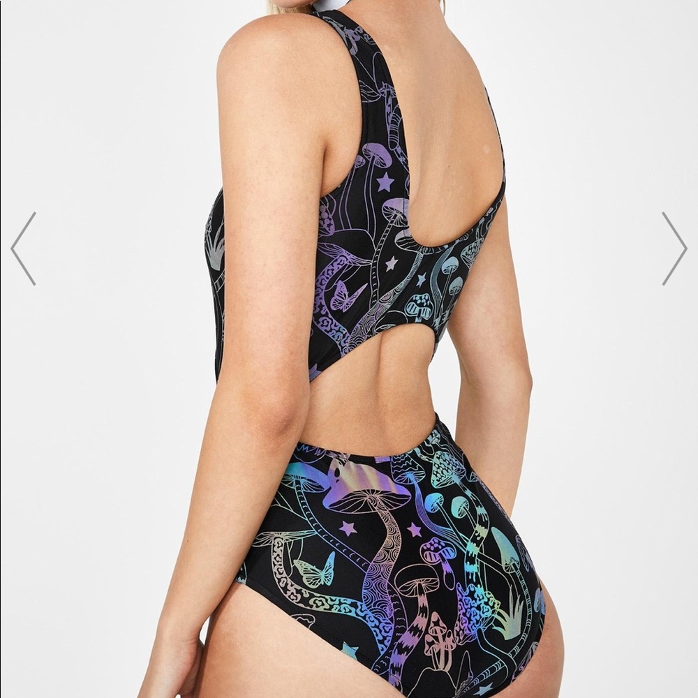 *NWT* Cyber Garden Reflective Bodysuit - Picture 8 of 8